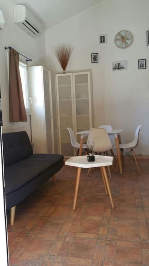 Le Jardin Des Alpilles Βίλα Eyguières Εξωτερικό φωτογραφία